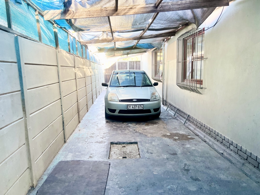 4 Bedroom Property for Sale in Townsend Estate Western Cape